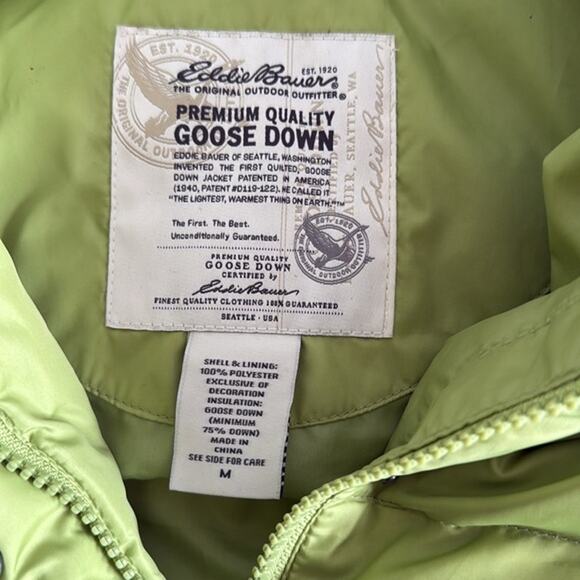 Eddie Bauer Premium  Goose Down Filled Women's Green Zip Puffer Vest  M Quilted - Picture 3 of 5